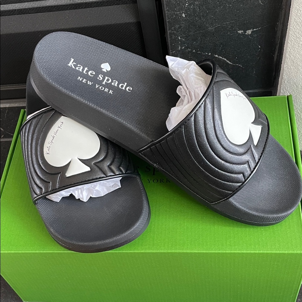 Kate Spade Splash Poolside Slides NWT in box